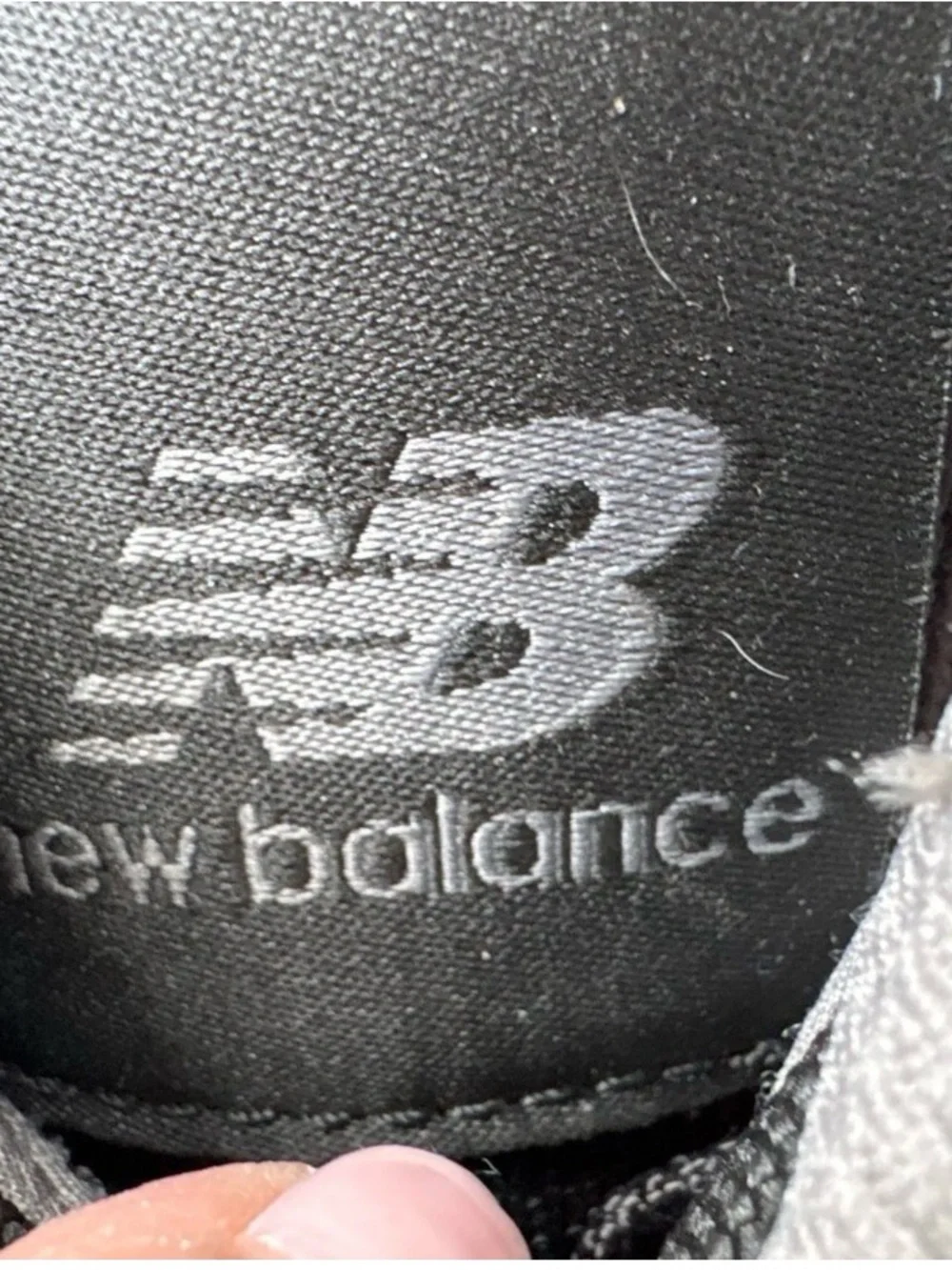 NEW BALANCE Mens Work Shoes EH Slip Resistant Safety Sneakers Black MUELEHBG- 15